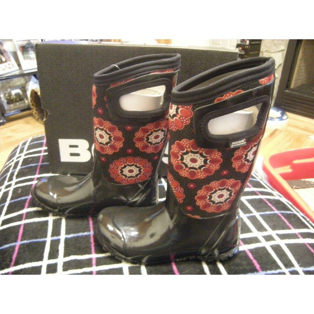 New Girls Black Multi Bogs Kaleidoscope Boots, Size 10